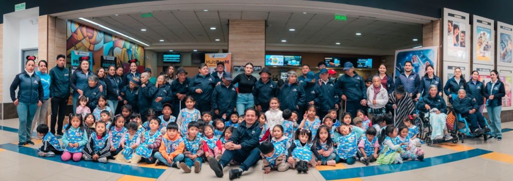 Patronato Municipal promueve actividades recreativas para niños y adultos mayores en Multicines